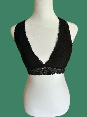 Victoria Secret lace and floral strappy adjustable bralette with padding